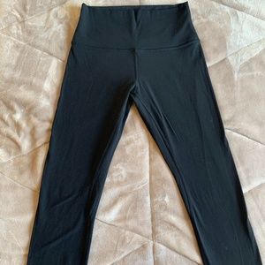 Black Lululemon Align "25
